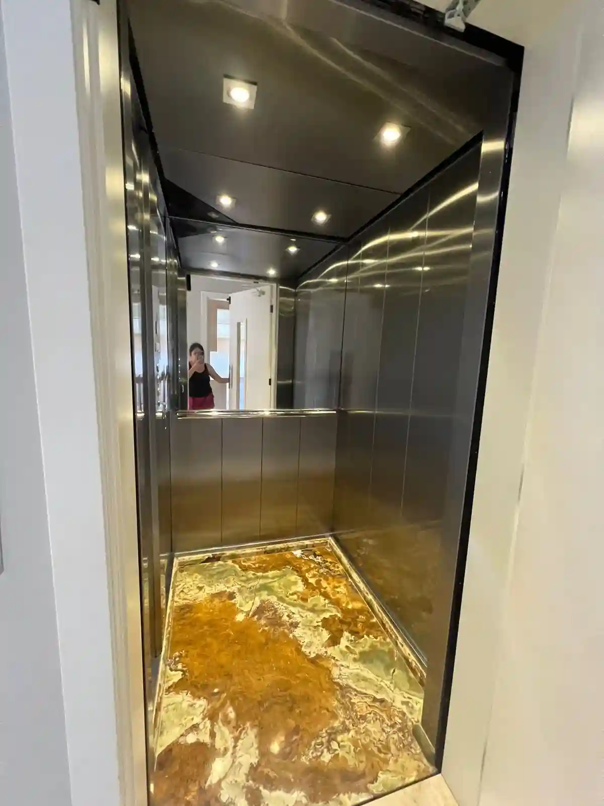 Casa de Condomínio com 4 quartos à venda, 383m² — foto 11 de 58