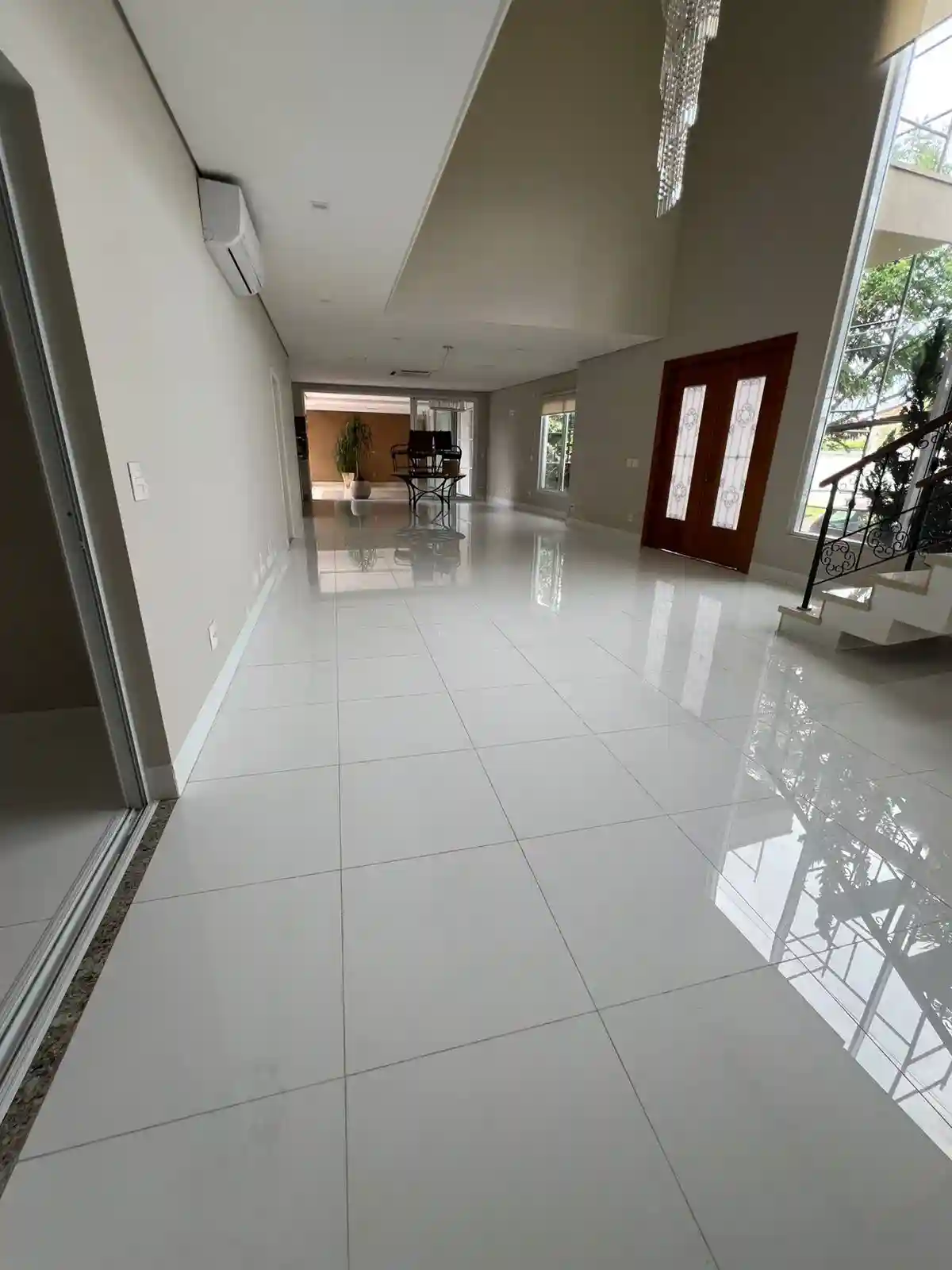 Casa de Condomínio com 4 quartos à venda, 383m² — foto 4 de 58