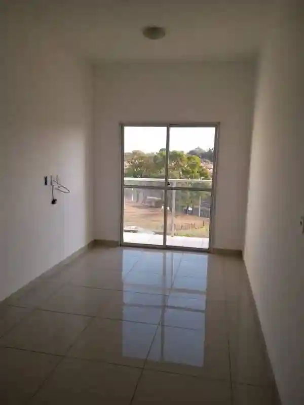 Apartamento com 2 quartos para aluguel, 60m² — foto 6 de 9