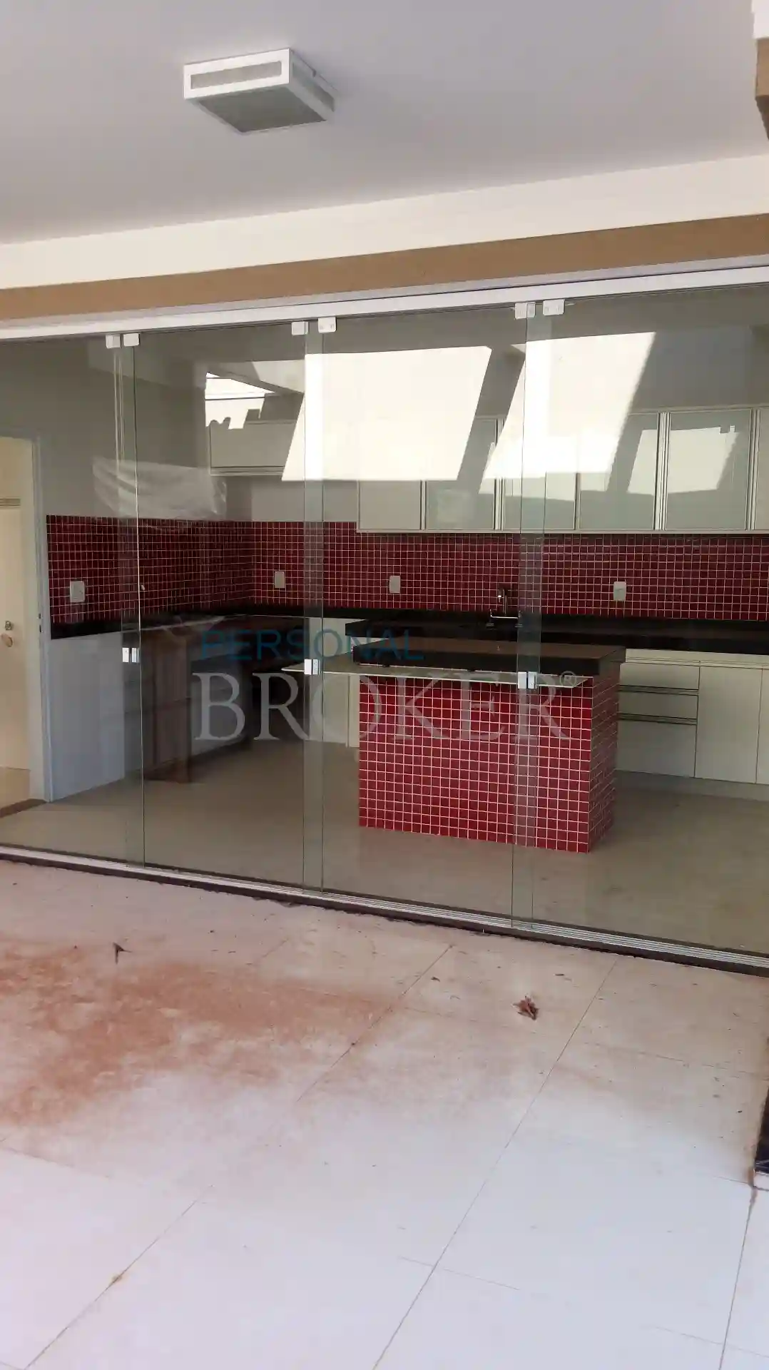 Casa de Condomínio com 5 quartos à venda, 410m² — foto 17 de 42