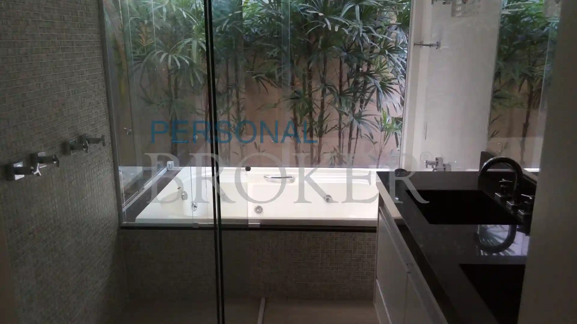 Casa de Condomínio com 5 quartos à venda, 410m² — foto 21 de 42