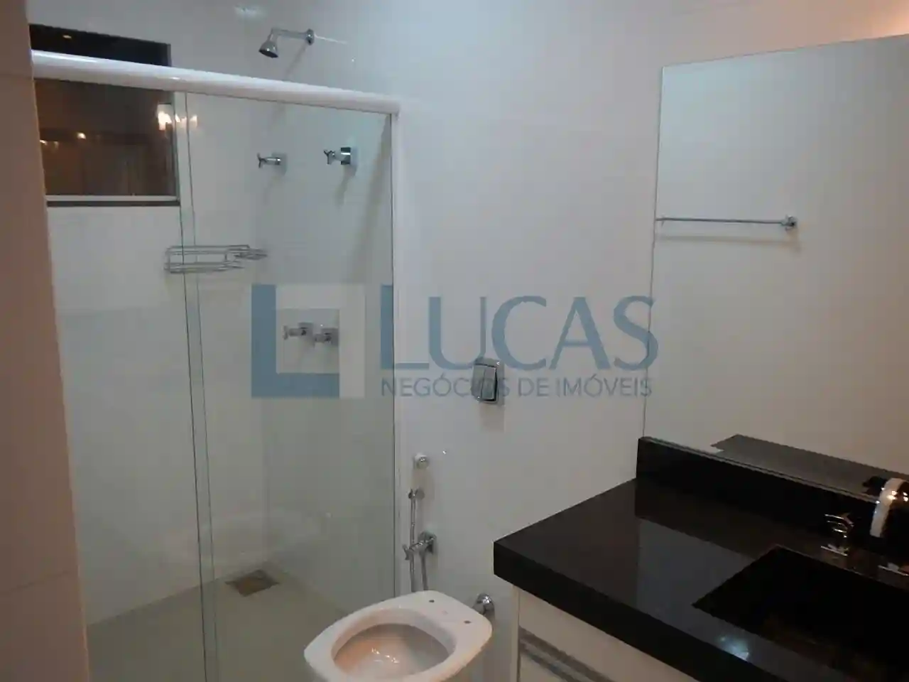 Casa de Condomínio com 5 quartos à venda, 410m² — foto 33 de 42