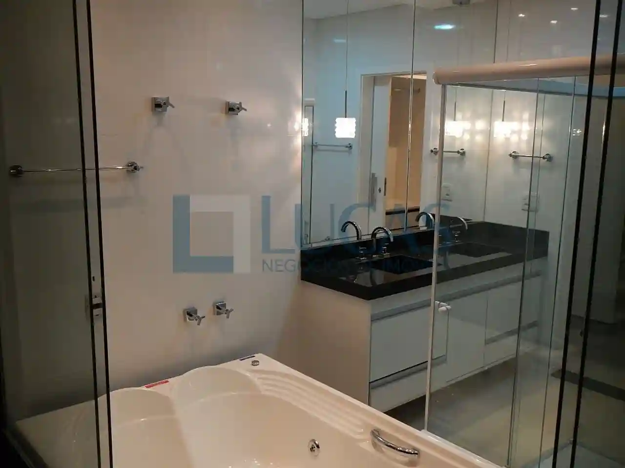 Casa de Condomínio com 5 quartos à venda, 410m² — foto 38 de 42