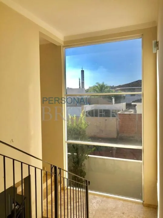 Casa de Condomínio com 4 quartos à venda, 285m² — foto 3 de 7