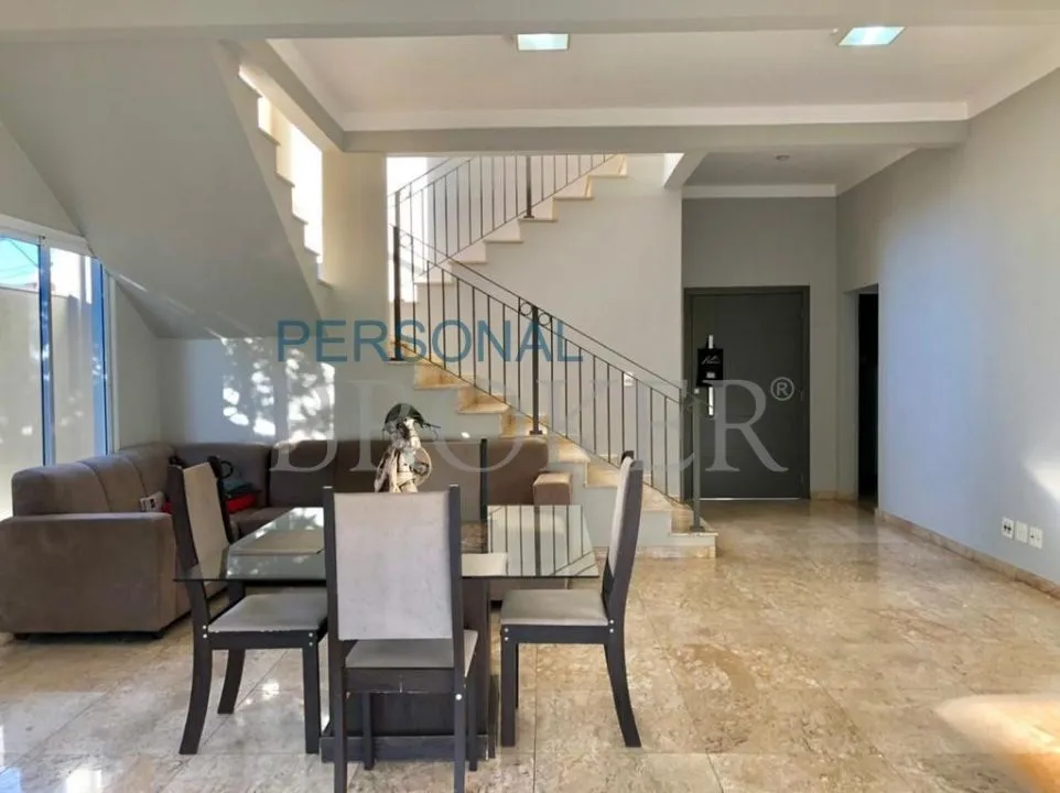 Casa de Condomínio com 4 quartos à venda, 285m² — foto 4 de 7