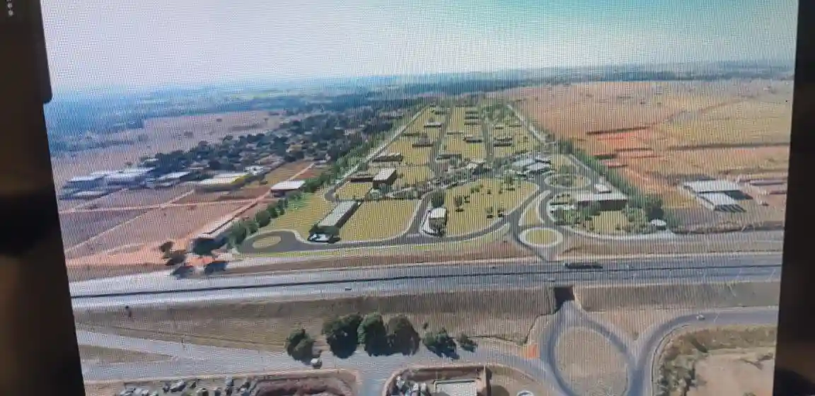 Fazenda / Sítio / Chácara  à venda, 1000m² — foto 1 de 4
