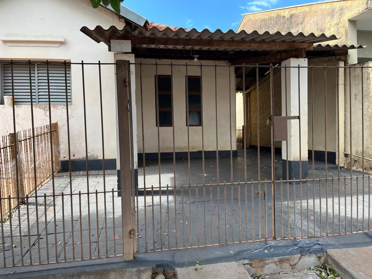 Casa com 3 quartos para aluguel, 100m² — foto 2 de 17