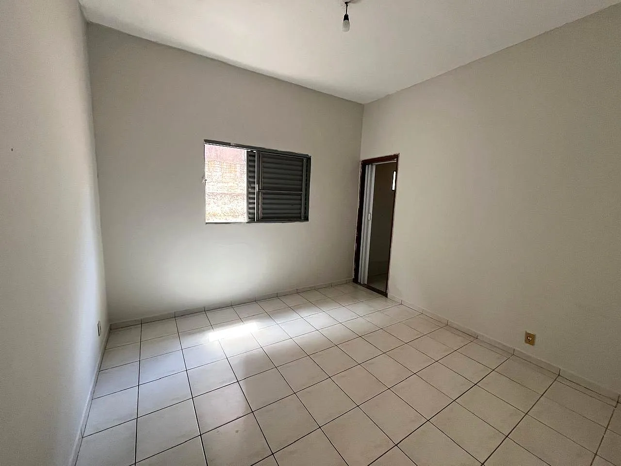 Casa com 3 quartos para aluguel, 100m² — foto 6 de 17