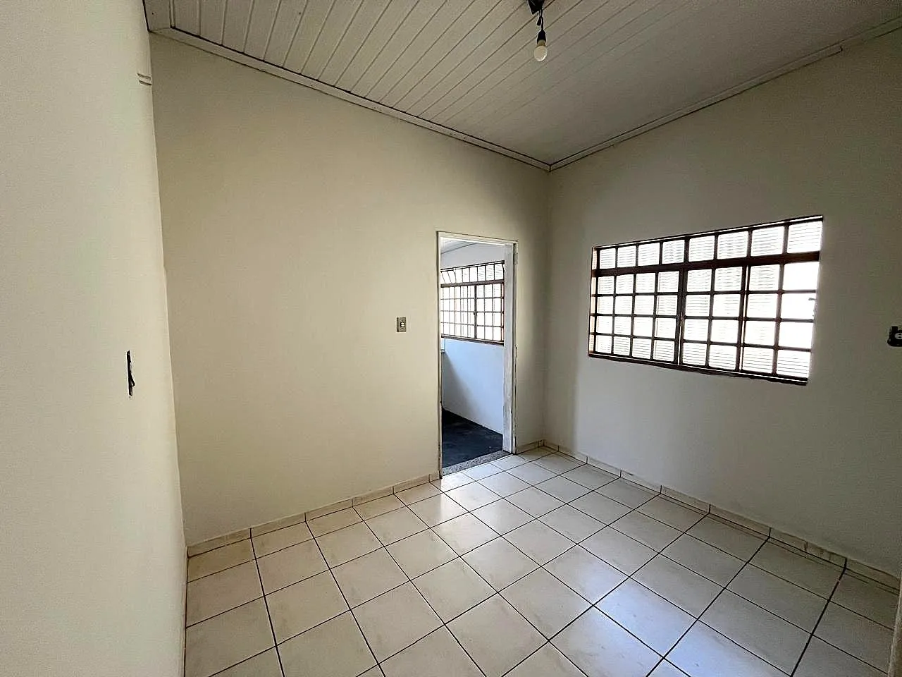 Casa com 3 quartos para aluguel, 100m² — foto 7 de 17
