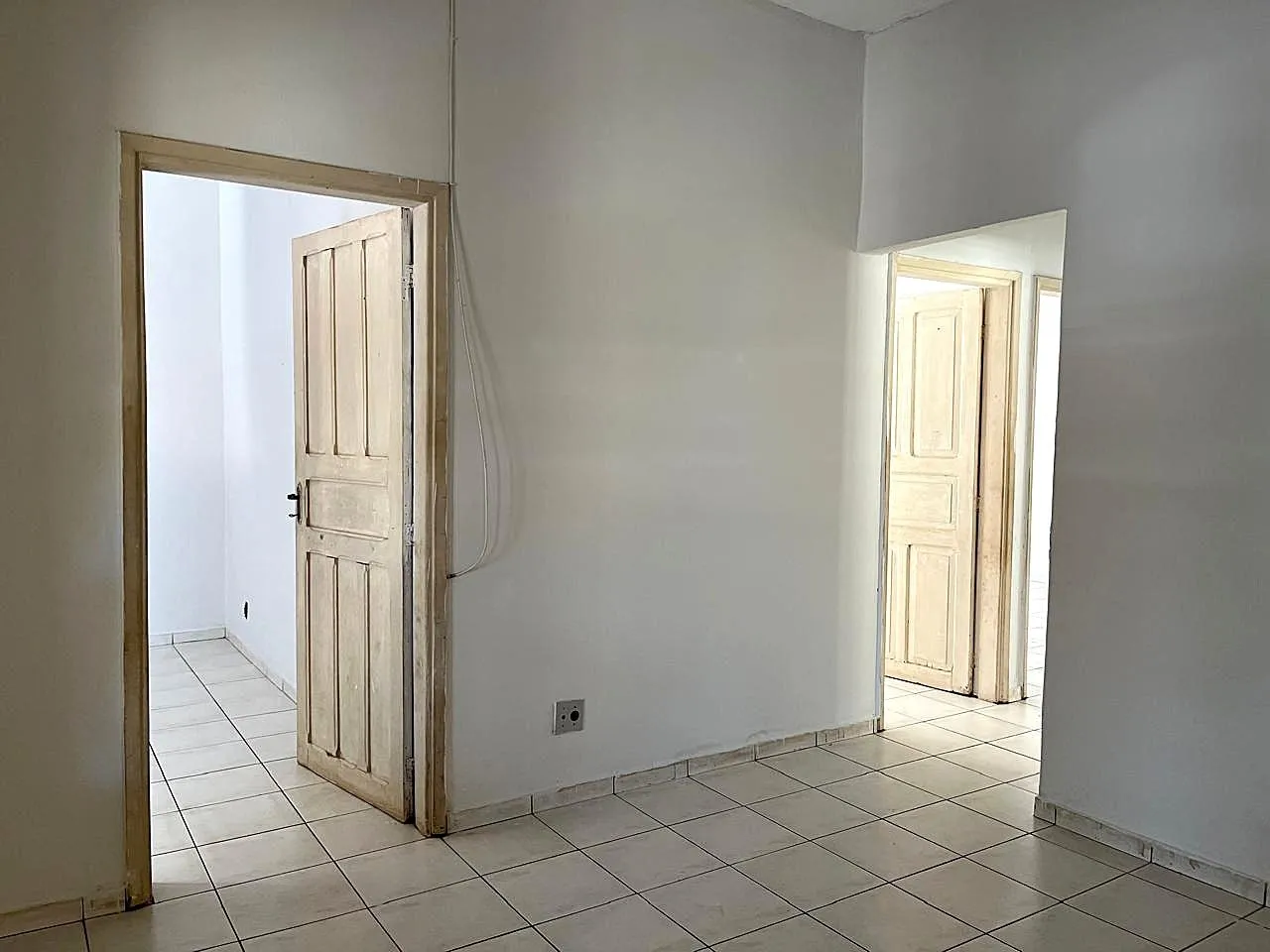 Casa com 3 quartos para aluguel, 100m² — foto 3 de 17