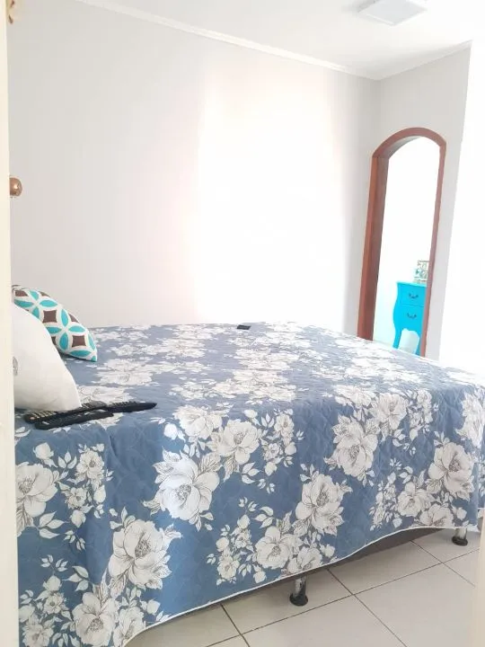 Casa à venda — foto 2 de 2