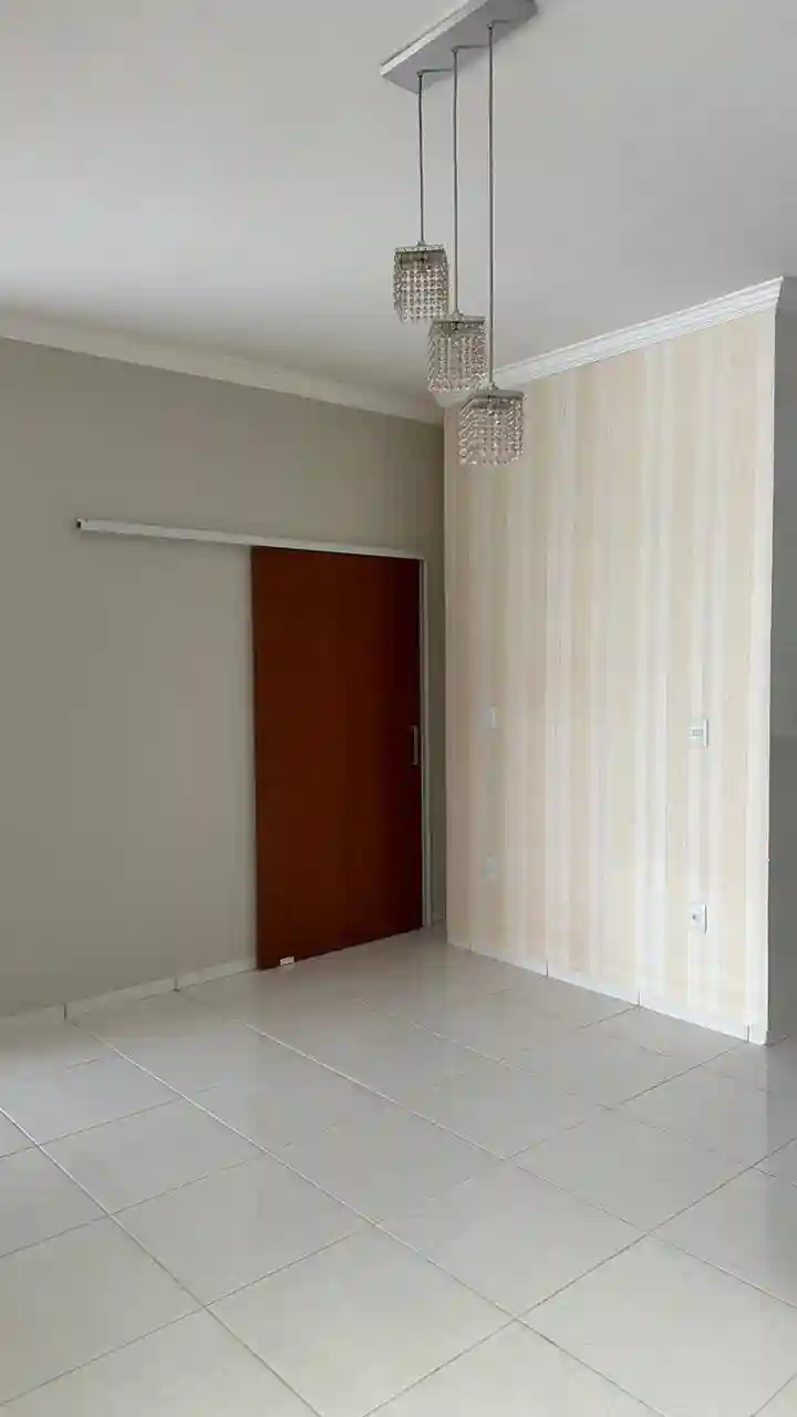 Casa com 3 quartos à venda, 200m² — foto 19 de 22