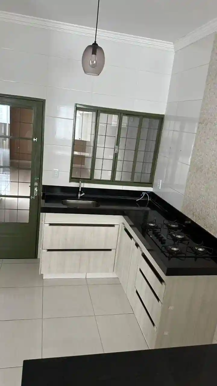 Casa com 3 quartos à venda, 200m² — foto 6 de 22