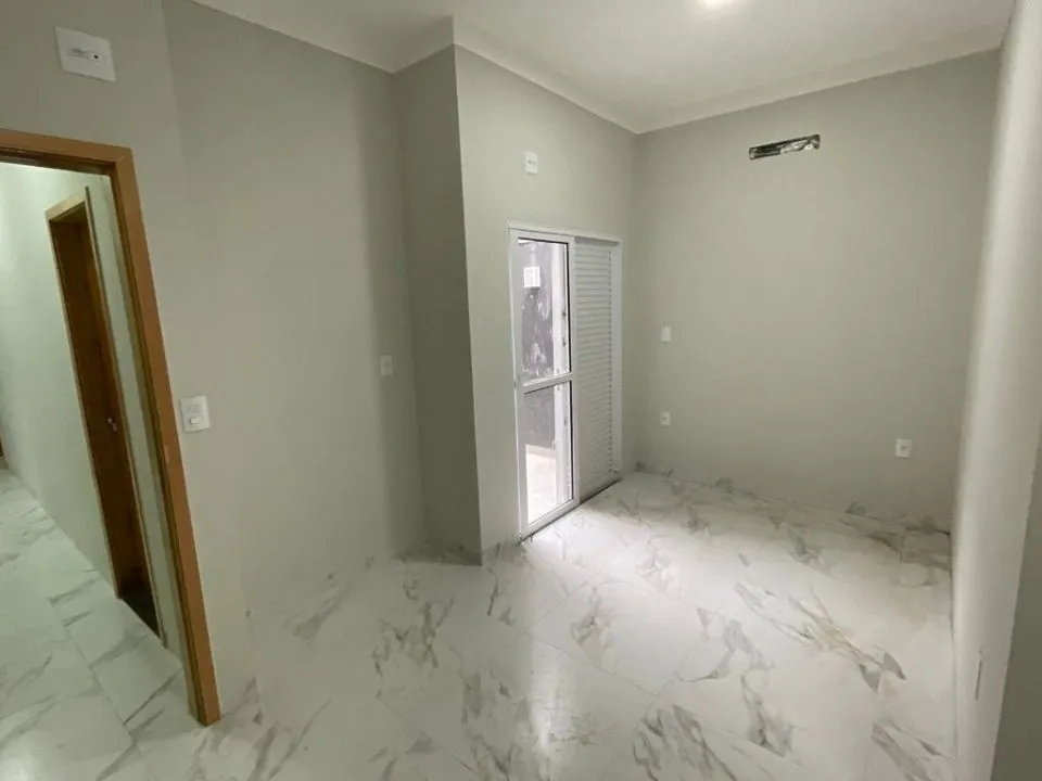 Casa à venda — foto 4 de 8