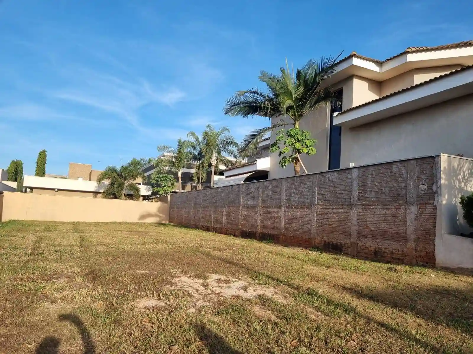 Terreno / Lote / Condomínio  à venda, 400m² — foto 3 de 8