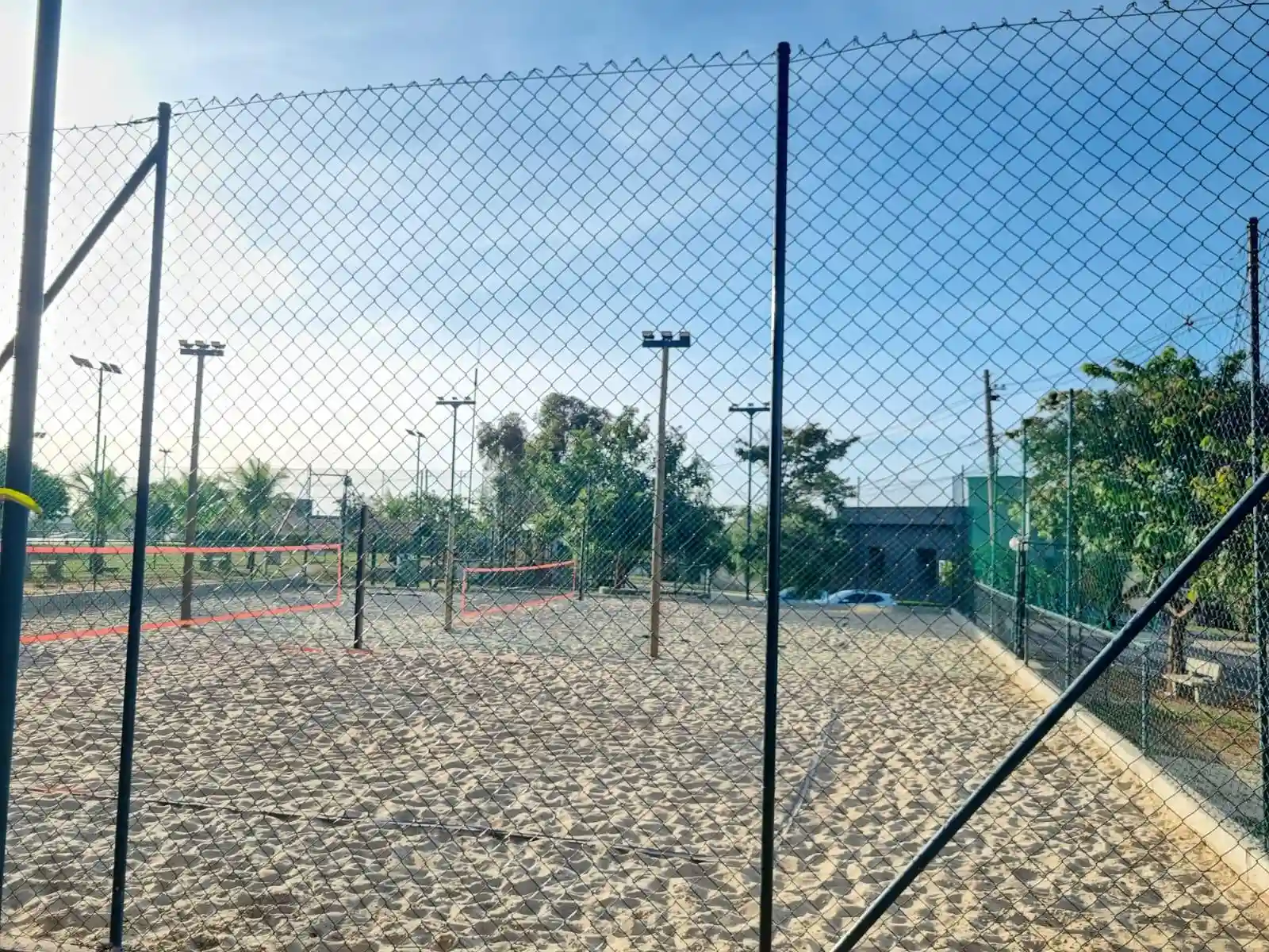 Terreno / Lote / Condomínio  à venda, 400m² — foto 6 de 8