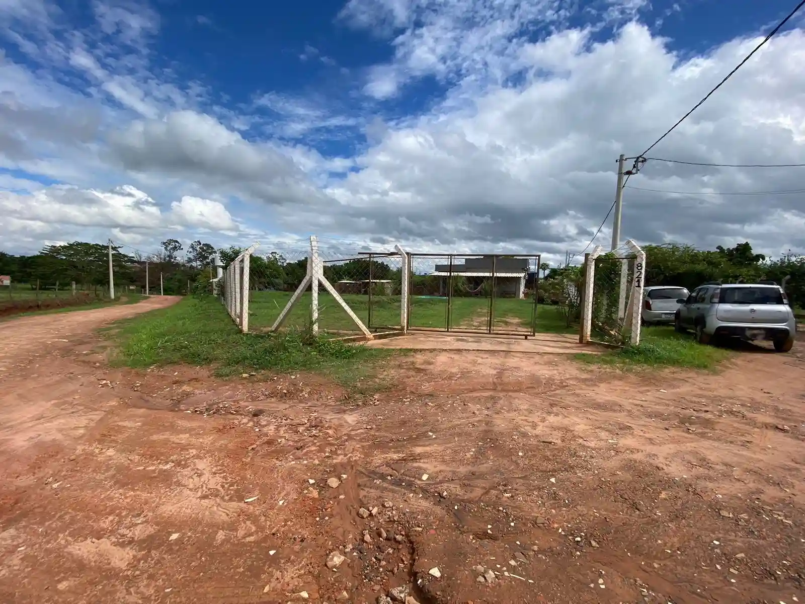 Fazenda / Sítio / Chácara com 2 quartos à venda, 1700m² — foto 1 de 33