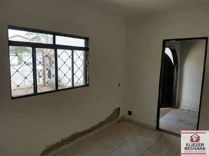 Casa com 2 quartos à venda, 60m² — foto 1 de 27