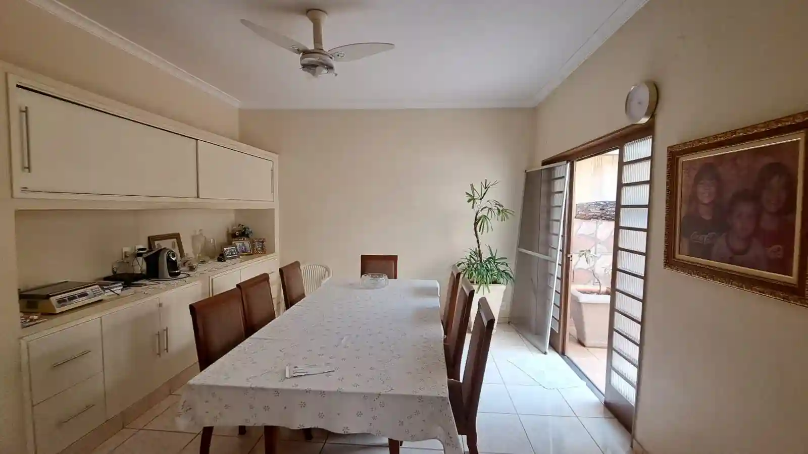 Casa  para aluguel, 200m² — foto 10 de 16