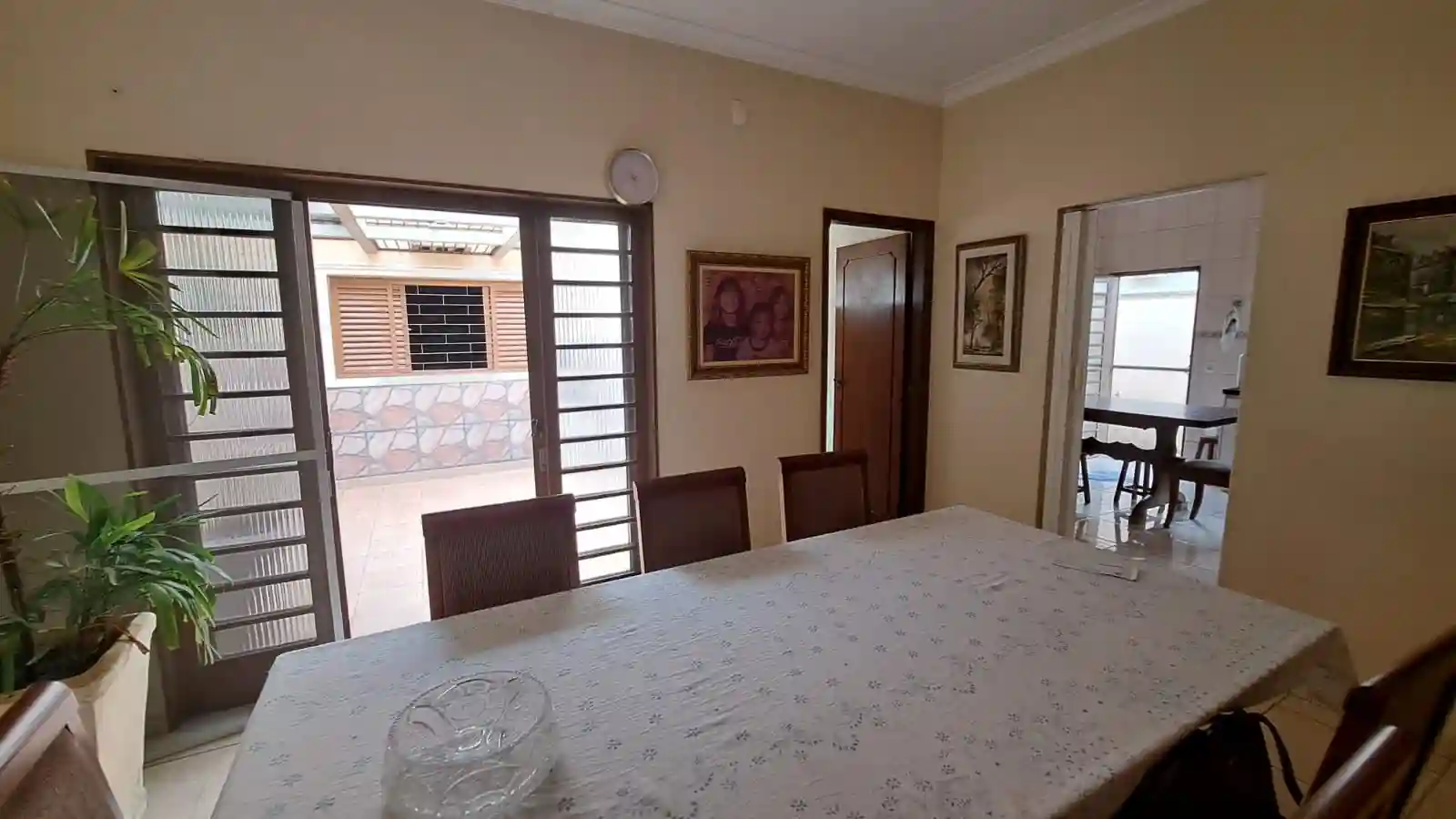 Casa  para aluguel, 200m² — foto 8 de 16