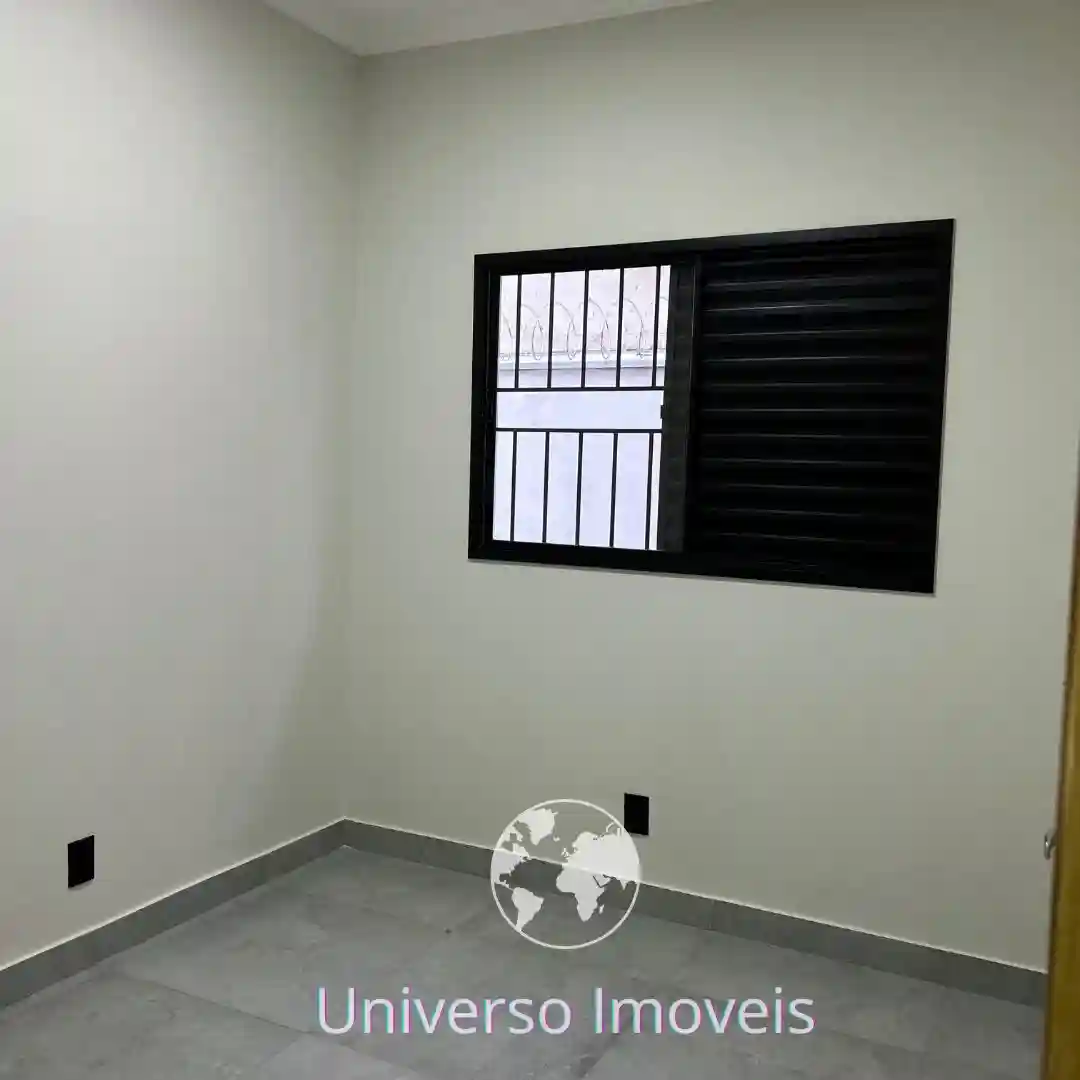 Casa com 3 quartos à venda, 91m² — foto 3 de 10