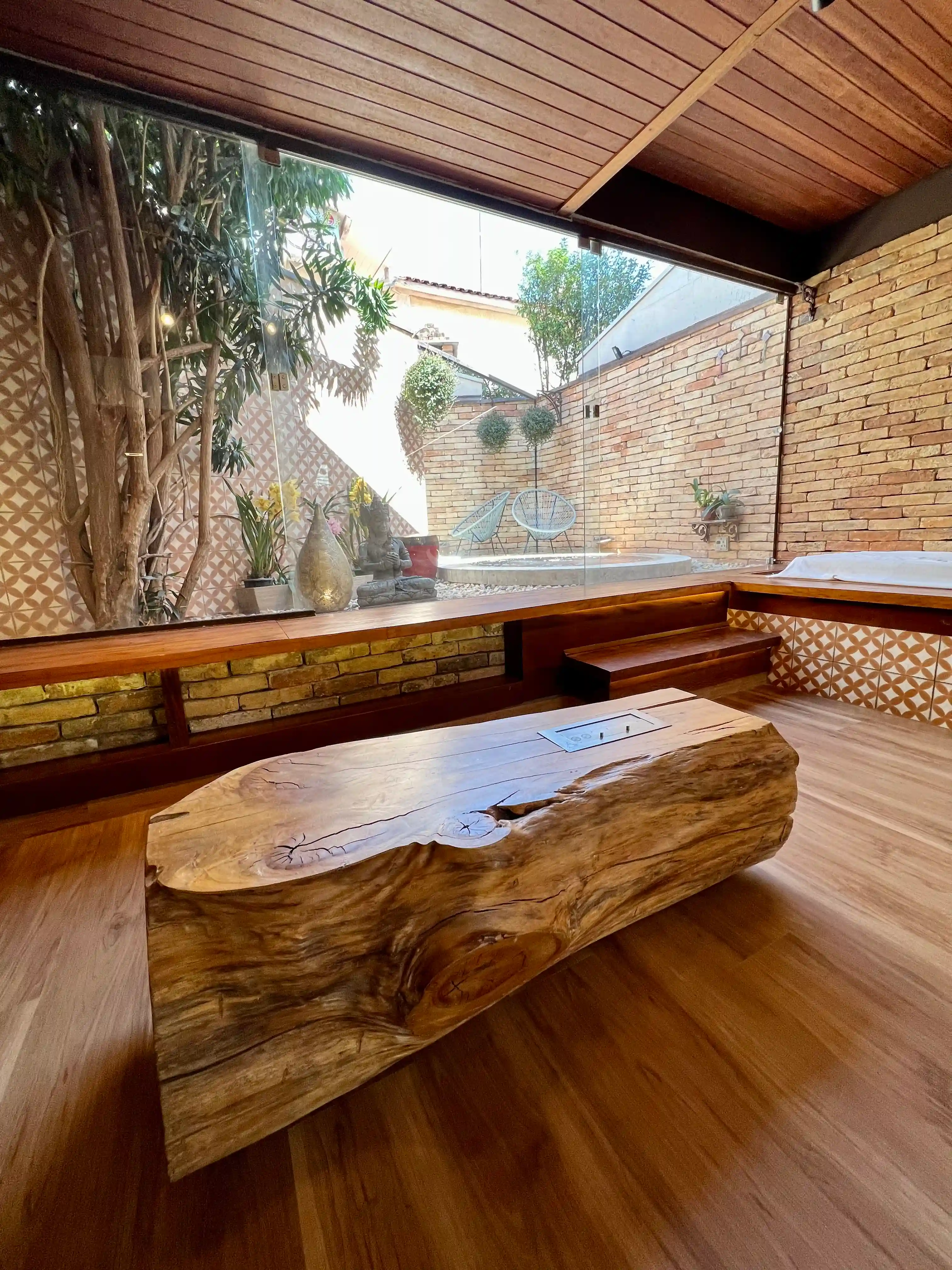 Casa de Condomínio com 2 quartos à venda, 228m² — foto 2 de 11