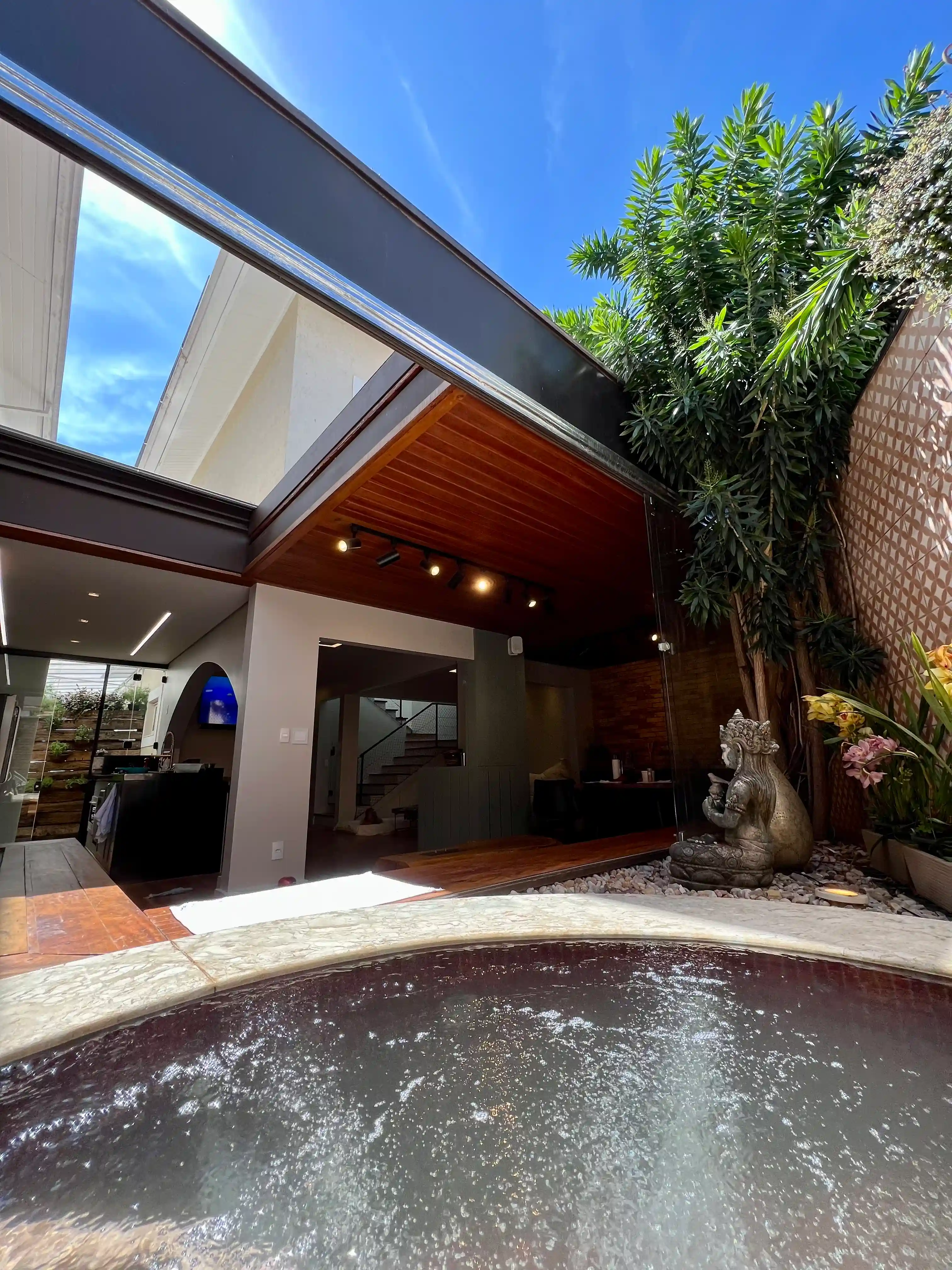 Casa de Condomínio com 2 quartos à venda, 228m² — foto 9 de 11