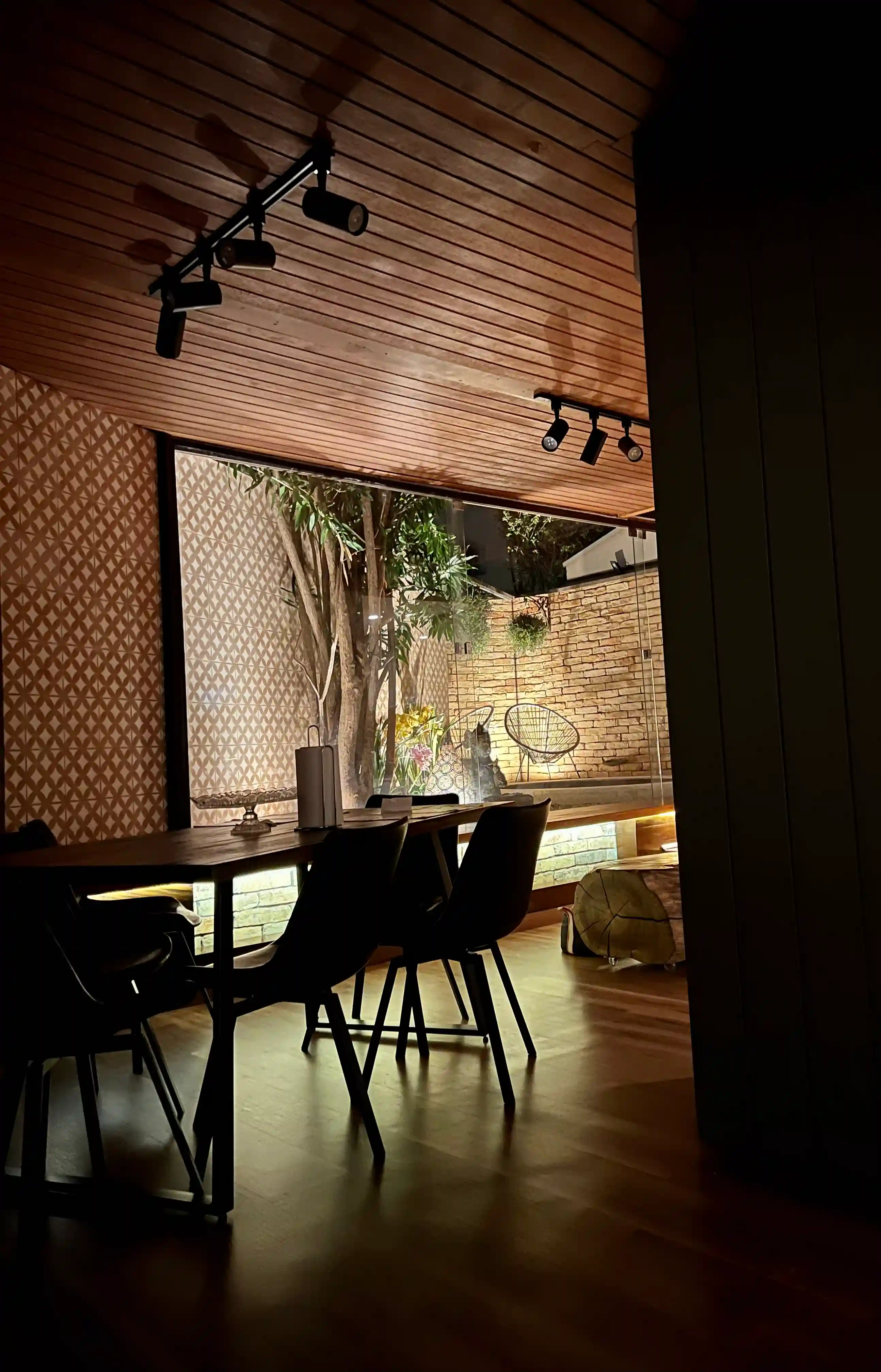 Casa de Condomínio com 2 quartos à venda, 228m² — foto 4 de 11