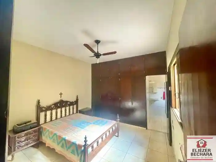 Casa com 3 quartos à venda, 360m² — foto 11 de 15