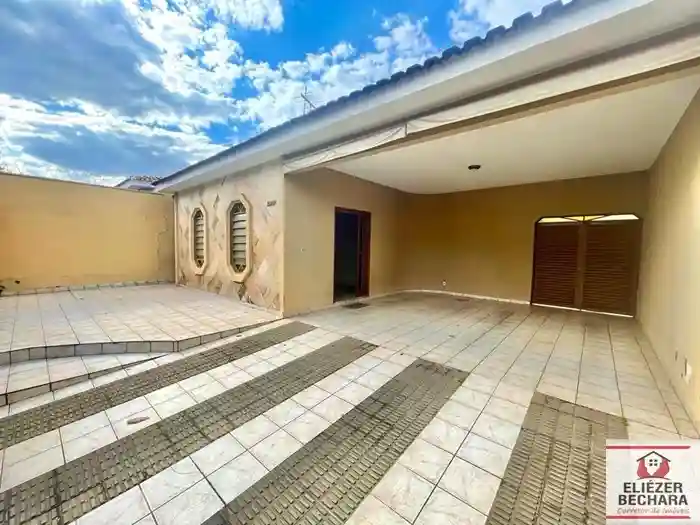 Casa com 3 quartos à venda, 360m² — foto 13 de 15