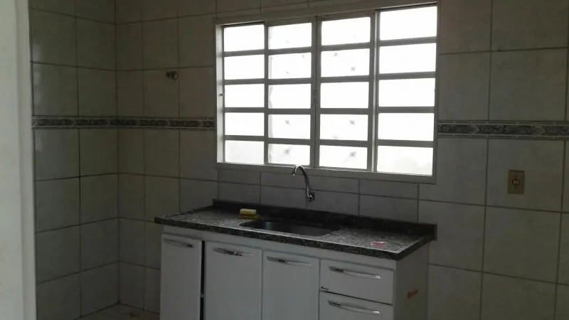 Casa à venda — foto 1 de 4