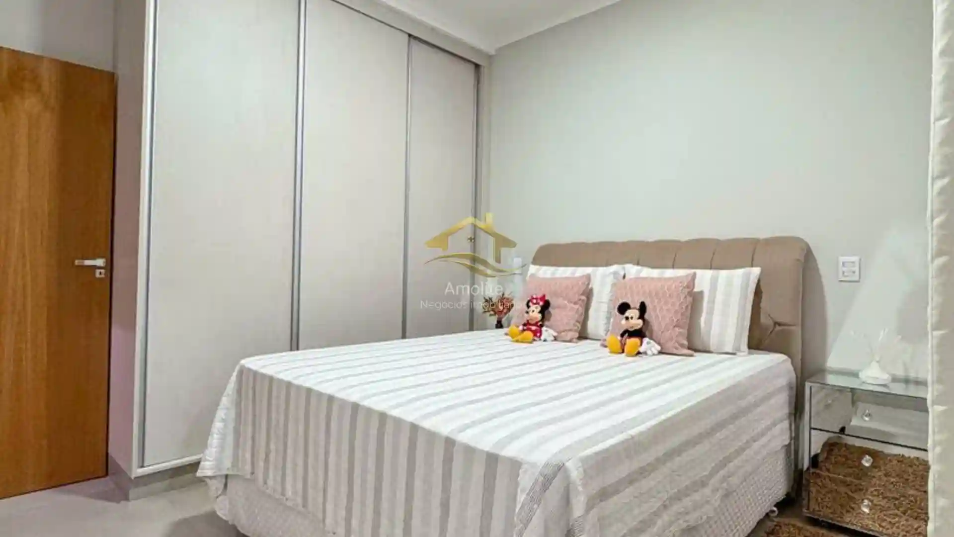 Casa de Condomínio com 3 quartos à venda, 210m² — foto 5 de 26