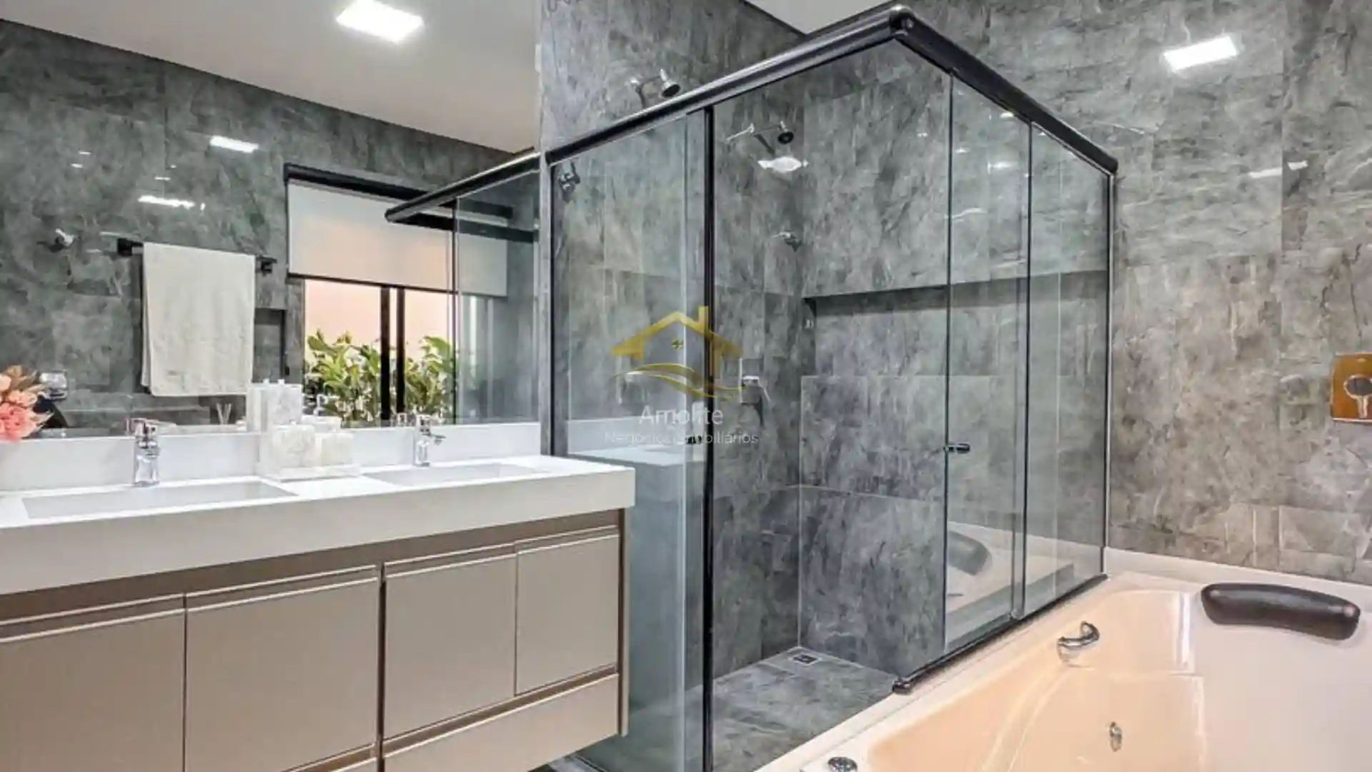 Casa de Condomínio com 3 quartos à venda, 210m² — foto 21 de 26