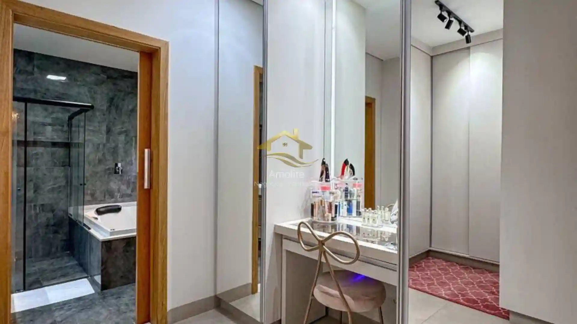 Casa de Condomínio com 3 quartos à venda, 210m² — foto 6 de 26