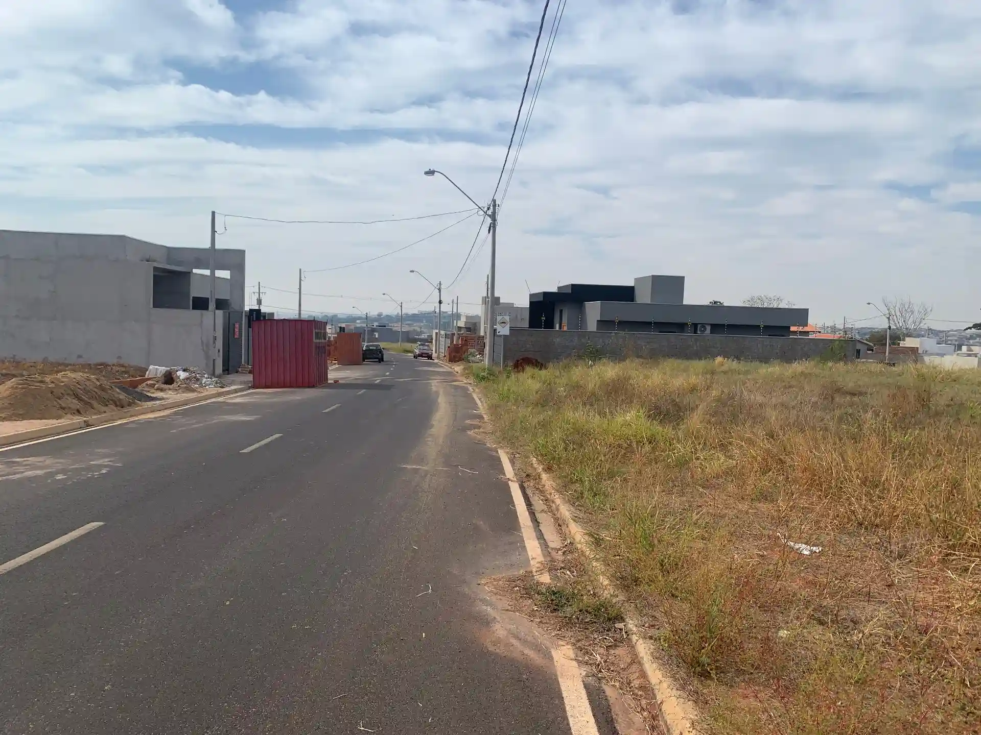 Terreno / Lote / Condomínio  à venda, 204m² — foto 4 de 5