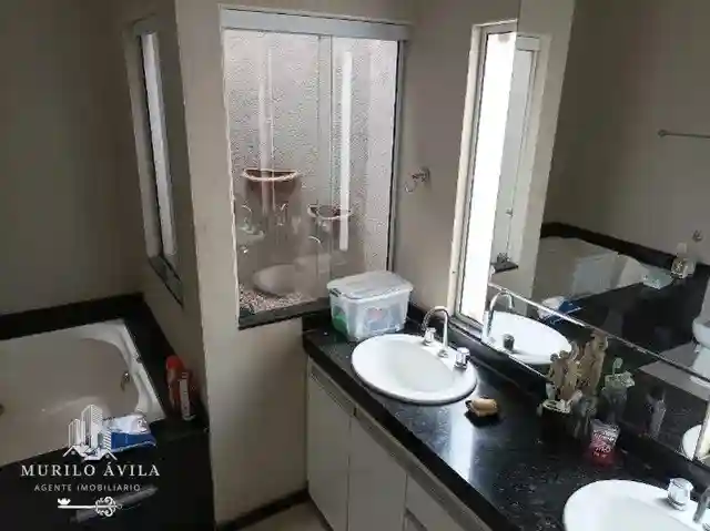 Casa de Condomínio com 3 quartos à venda, 200m² — foto 7 de 12