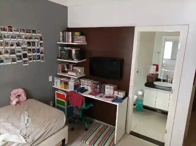 Casa de Condomínio com 3 quartos à venda, 200m² — foto 8 de 12