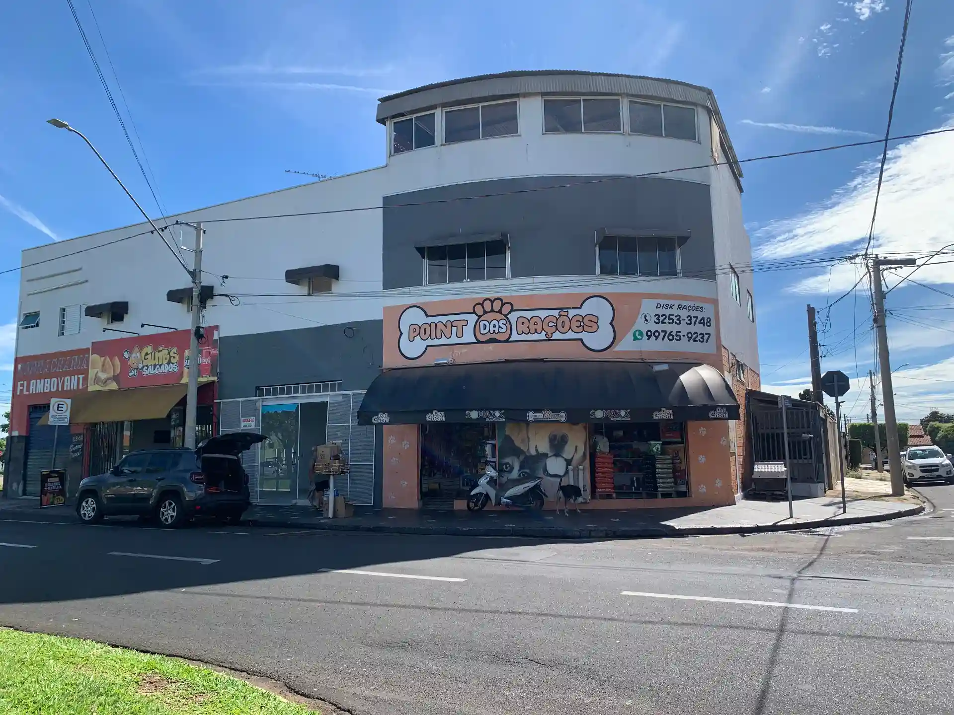 Casa Comercial com 3 quartos à venda, 453m² — foto 2 de 34