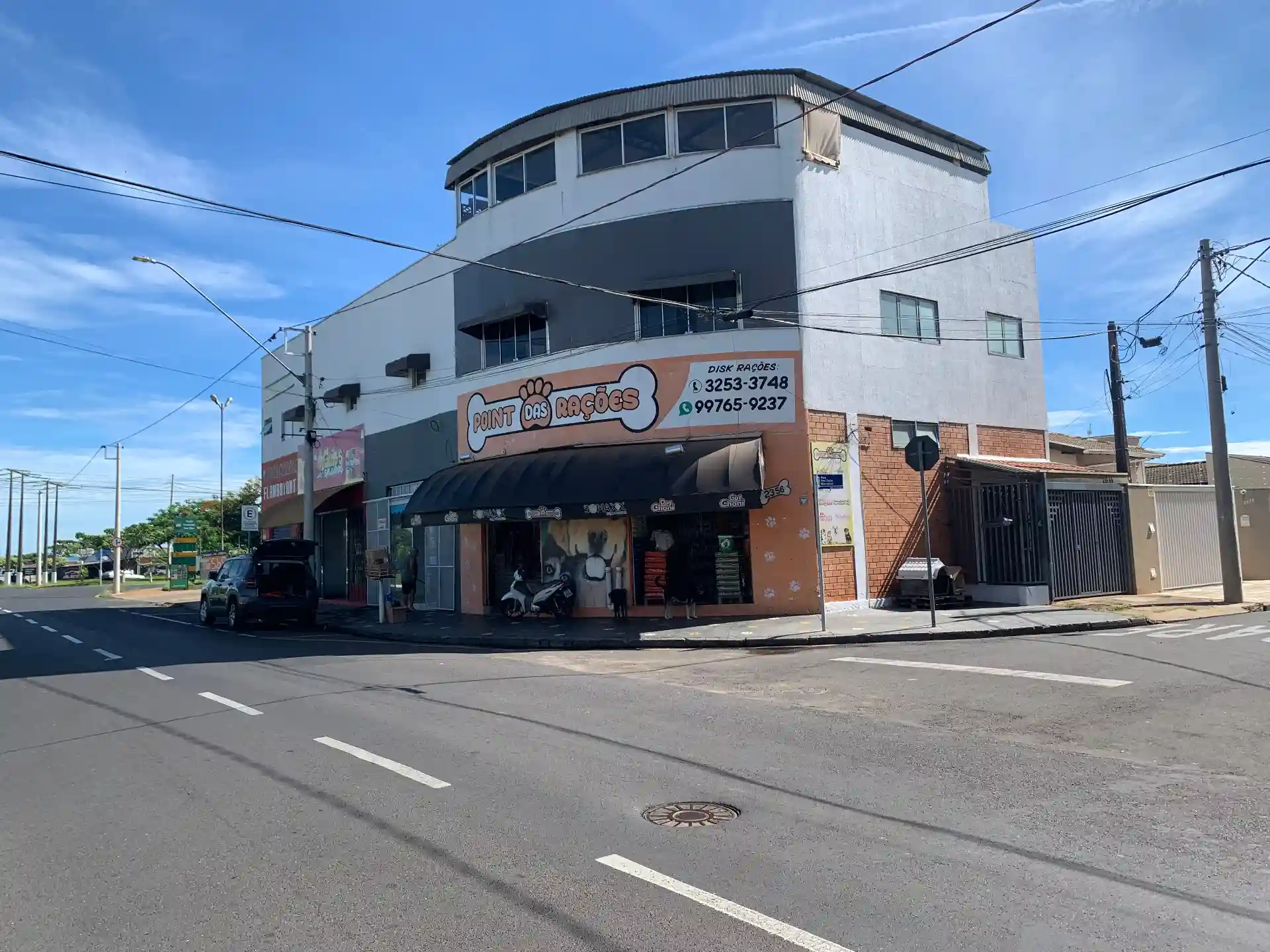 Casa Comercial com 3 quartos à venda, 453m² — foto 1 de 34