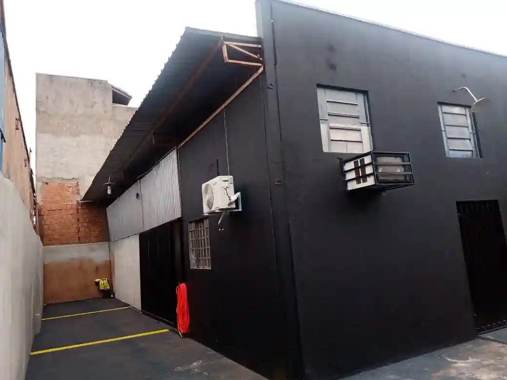 Galpão / Depósito / Armazém  à venda, 480m² — foto 10 de 11