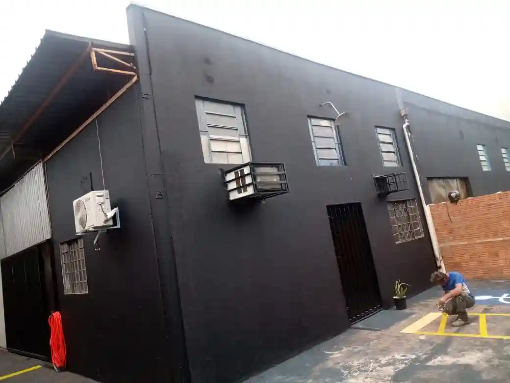 Galpão / Depósito / Armazém  à venda, 480m² — foto 9 de 11