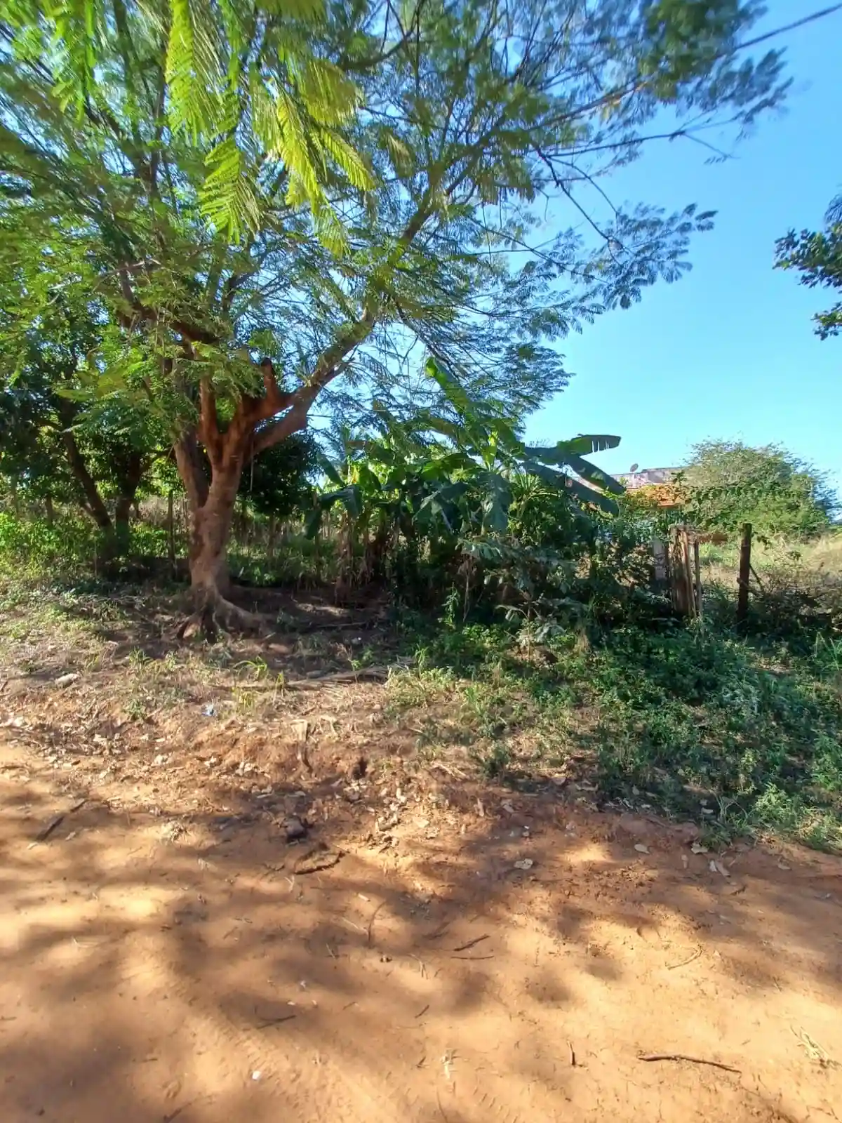 Terreno / Lote / Condomínio  à venda, 1440m² — foto 1 de 3