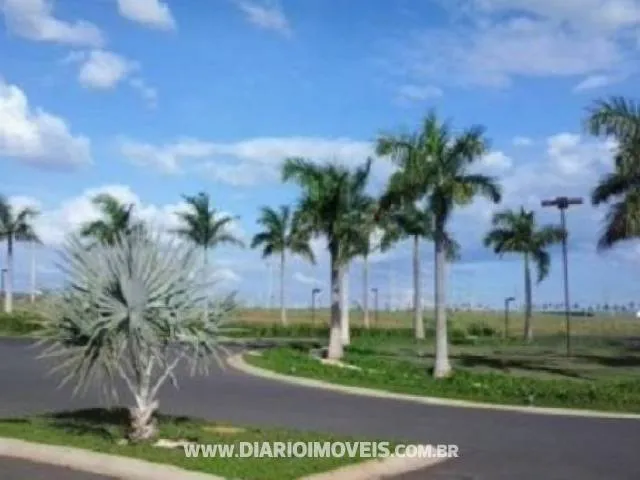 Terreno / Lote / Condomínio à venda — foto 2 de 5