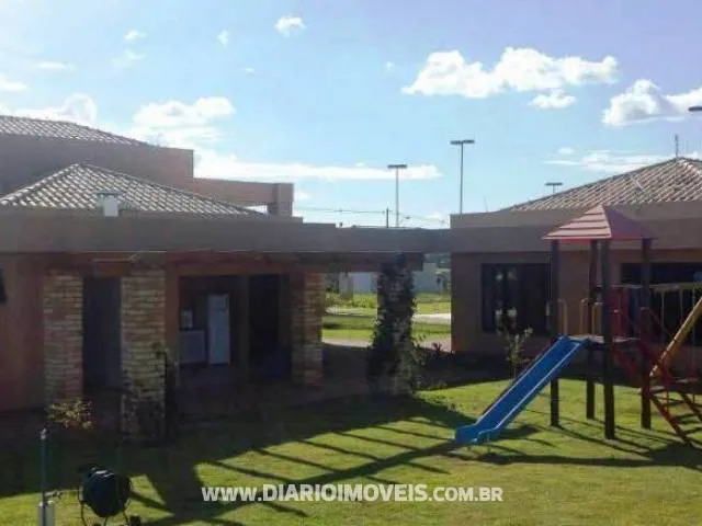 Terreno / Lote / Condomínio à venda — foto 4 de 5
