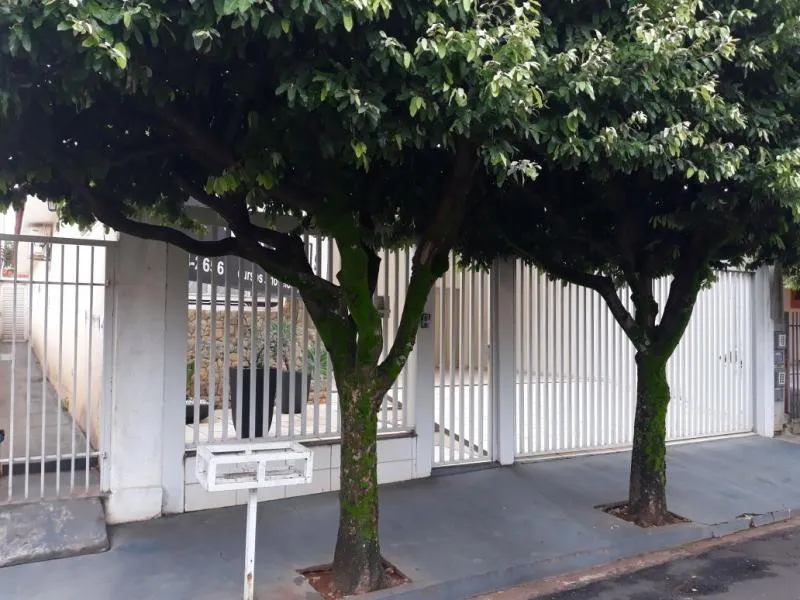Casa à venda — foto 2 de 7