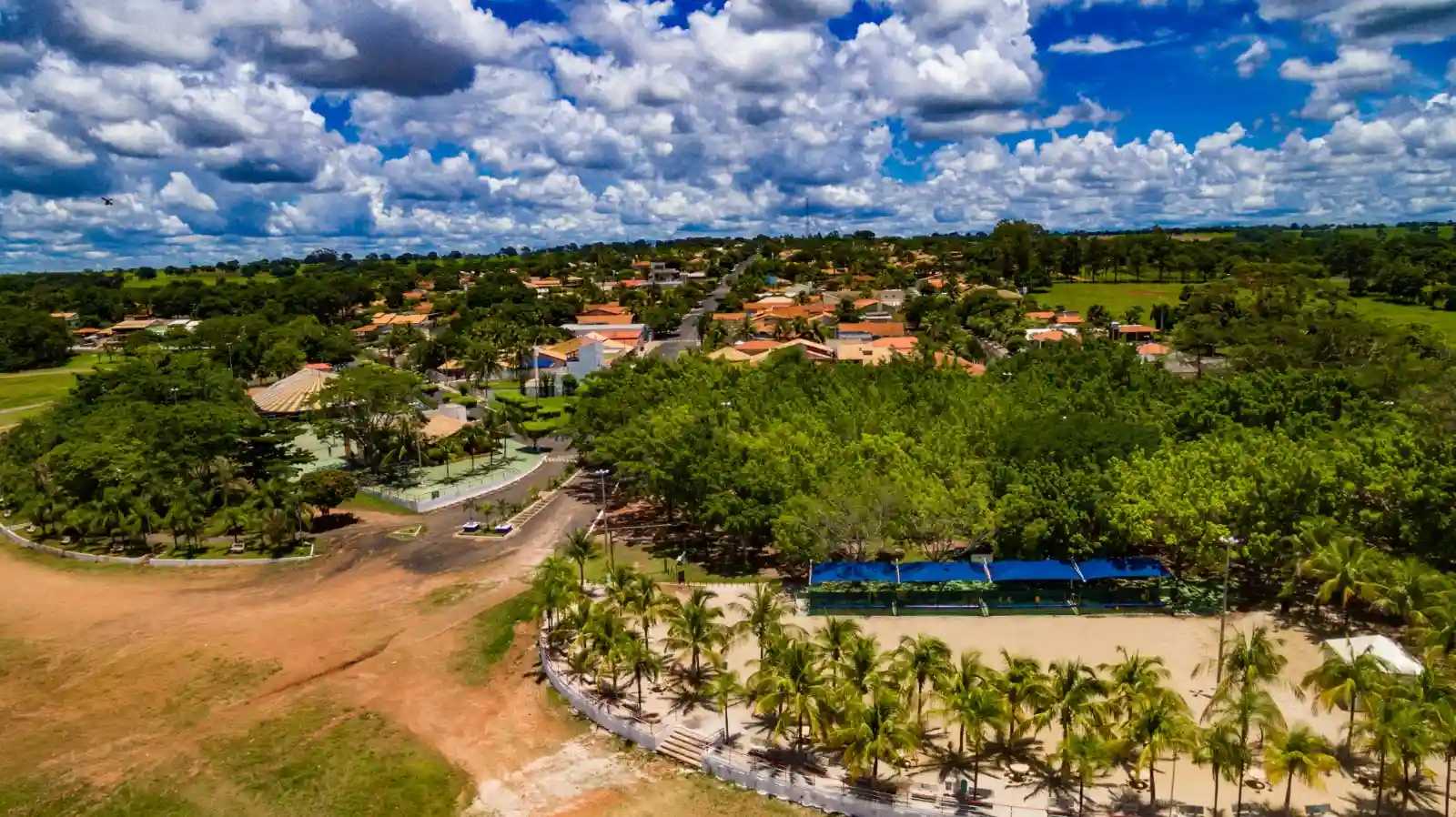 Casa de Condomínio com 6 quartos à venda, 398m² — foto 16 de 40