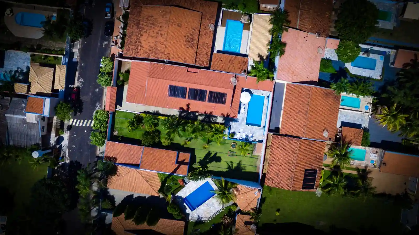 Casa de Condomínio com 6 quartos à venda, 398m² — foto 11 de 40