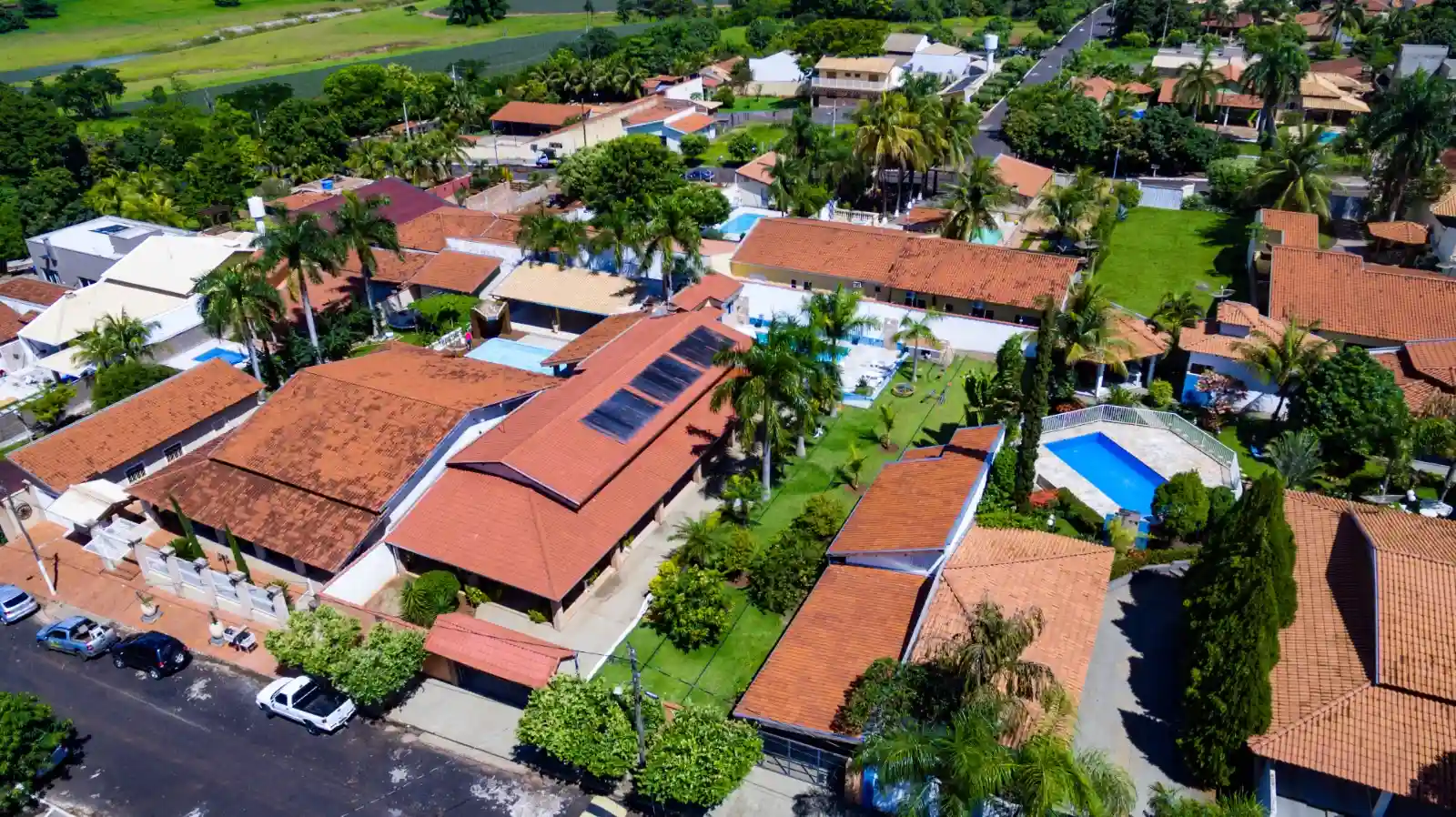 Casa de Condomínio com 6 quartos à venda, 398m² — foto 10 de 40