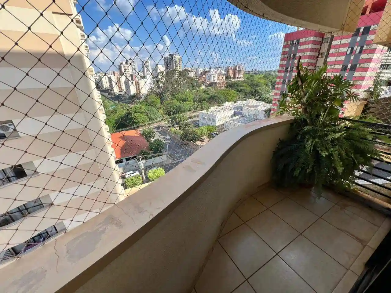 Apartamento com 2 quartos à venda, 64m² — foto 3 de 13