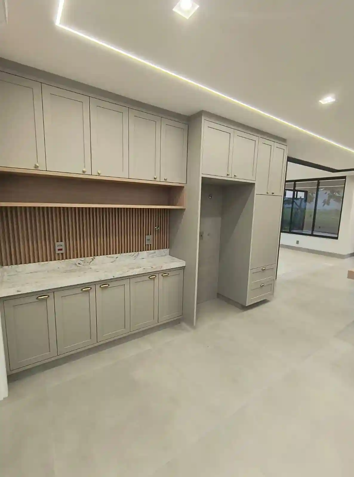 Casa de Condomínio com 3 quartos à venda, 243m² — foto 13 de 31